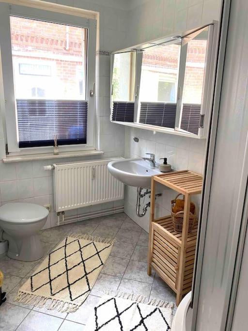 Ferienwohnung Nr. 1 Terrasse Bodden Kanu Bootssteg Zudar Екстериор снимка